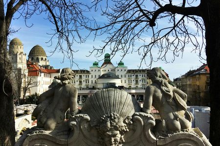 Self-guided discovery walk in Budapest’s Gellért Hill