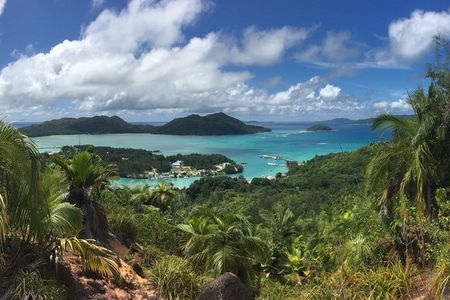 Private nature trail Le Ravin de Fond Ferdinand from Praslin