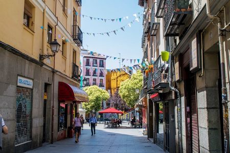 Self-Guided Discovery Walk in Madrid’s Barrio de las Letras