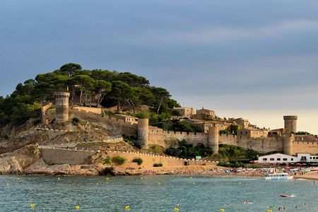 Costa Brava and Tossa de Mar with a panoramic boat ride