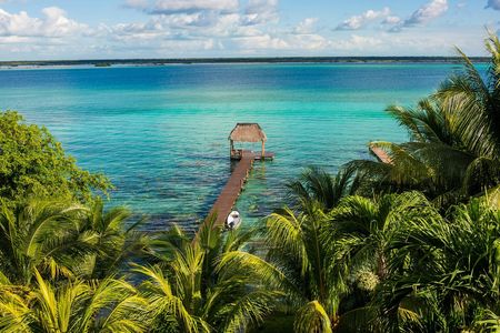 Bacalar lunch and lagoon guided tour