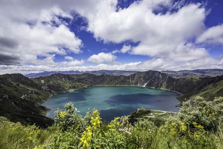 Quilotoa and Cotopaxi volcanoes full-day tour with transfers