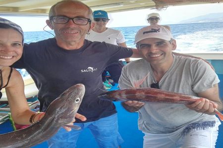 Fishing tour in Capri with lunch from Sorrento