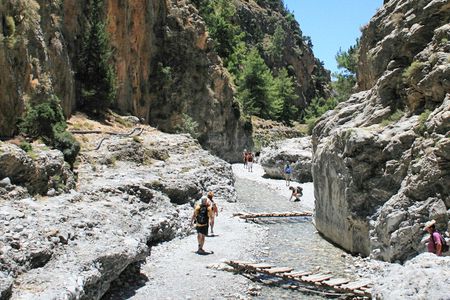 Easy guided tour of Samaria gorge from Chania