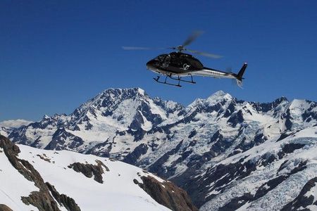 Mt Cook 35-minutes ski plane overflight