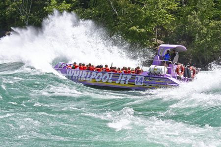 Niagara River Wet Jet boat tour with American departure