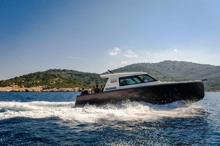 Blue Cave and islands tour from Split on luxury boat