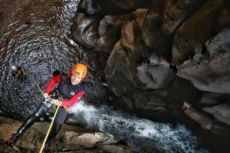 Canyoning experience in Salto do Cabrito waterfall