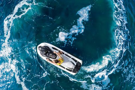 Guided water scooter tour from RIU Atoll and RIU Palace Maldivas