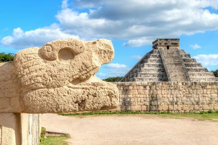 Guided Tour to Chichen Itza Mayan Archeological Site