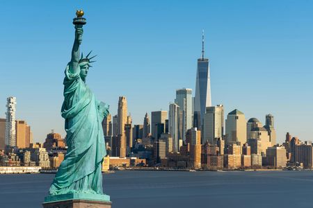 Semi-Private guided tour Statue Of Liberty and Ellis Island