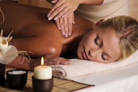 Artemis Hamam traditional body scrub and oil massage