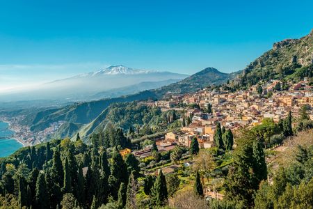 Giardini Naxos, Taormina and Castelmola tour