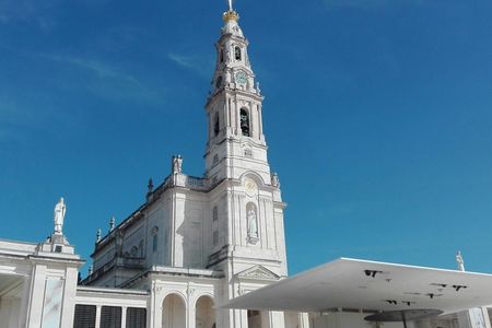 Fatima Sanctuary and Pastorinhos Tour from Coimbra