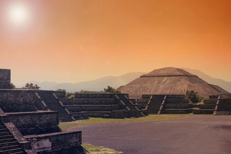 Teotihuacan's archaeological site afternoon guided tour