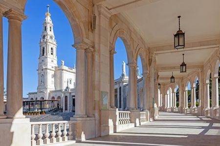 One-way trip from Lisbon to Coimbra with visit to Fátima