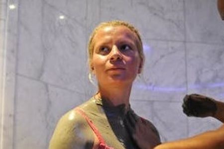Artemis Hamam mud bath, scrub and foam massage