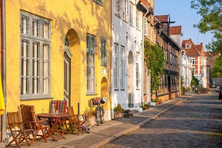 Townhouses and corridors private tour in Lübeck