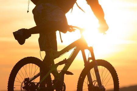 E-mountain bike guided tour in Voss