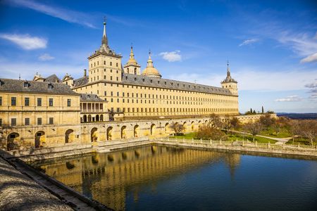 Escorial and Valley of the Fallen half-day tour with entrance tickets