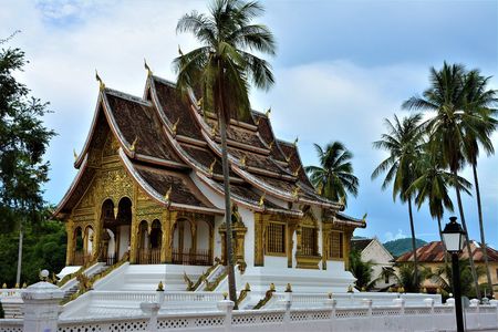 Luang Prabang private city tour with lunch and night market