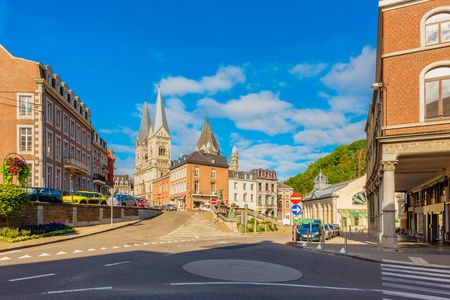 Self guided tour with interactive city game of Spa
