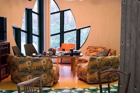 Guided public tour of Turku's Life on a Leaf house