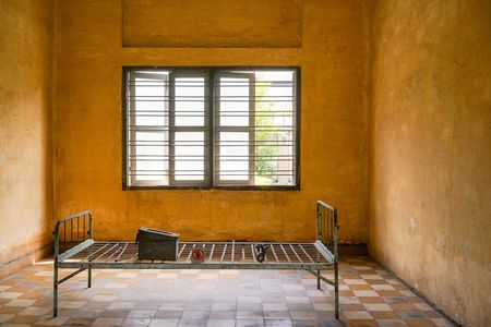 Half-day private Tuol Sleng Genocide Museum and Russian Market tour