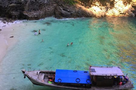 Snorkeling tour to Yawasam and Talu Island from Krabi