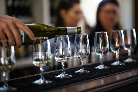 Small group private tour of Mount Tamborine distillery with lunch