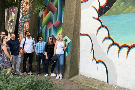 West Town guided street art tour in Chicago
