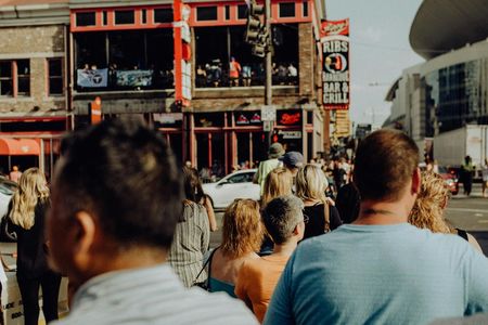 Downtown walking tour of Nashville