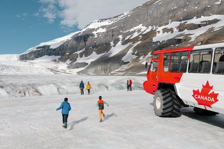 Columbia Icefield full-day adventure tour from Banff