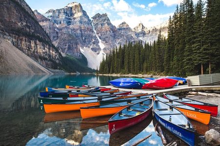 Lake Louise, Yoho National Park and Moraine Lake tour from Banff