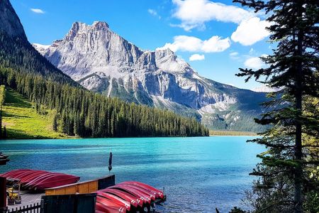 Lake Louise, Yoho National Park and Moraine Lake tour from Calgary