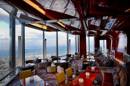 Dubai by night tour and dining experience at Burj Khalifa