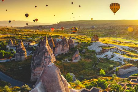 1-hour super tasty balloon flight at sunrise