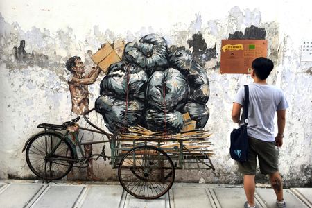 An unmissable wander through George Town private tour