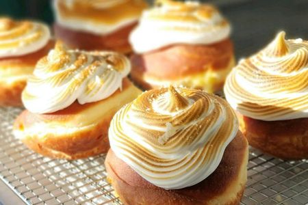 Food tour of the Lower Garden District in New Orleans