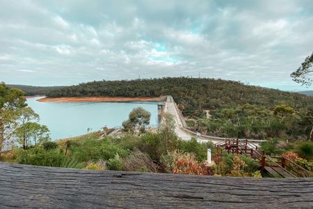 Hiking tour of the Mason and Bird Trail in the Bickley Valley