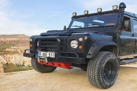 2-hour private jeep safari photo tour and sunset