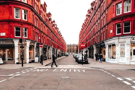 Self-guided discovery walk in London City with The Great Fire
