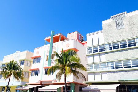 Miami half-day bus tour with South Beach cruise