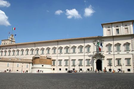 Quirinale, via Veneto and Villa Borghese E-bike guided tour