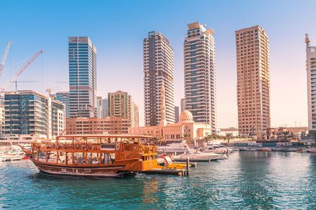 Full-day dhow cruise with snorkeling in Fujairah Dibba