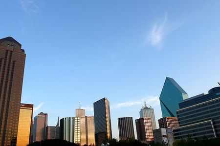 Downtown Dallas hop-on-hop-off trolley tour