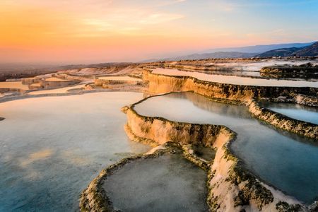 Pamukkale and Hierapolis private tour with lunch