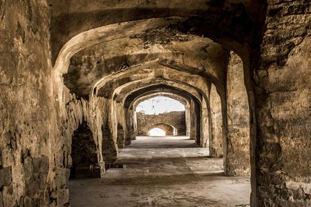 Golconda Fort and Qutb Shahi Tombs half-day tour in Hyderabad
