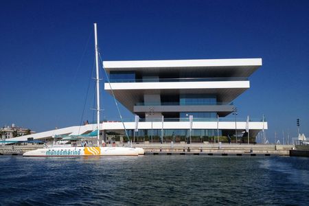 Sail and swimming cruise in Valencia