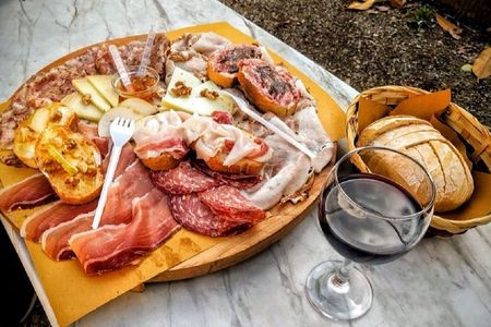 Pisa walking food tour